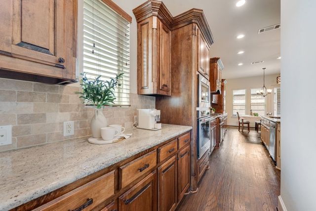 782 Sagewood Drive, Frisco, TX 75036