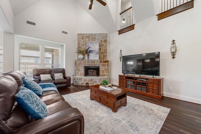 782 Sagewood Drive, Frisco, TX 75036