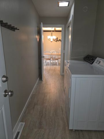 118 Davis Street, Saint Louis, MI 48880