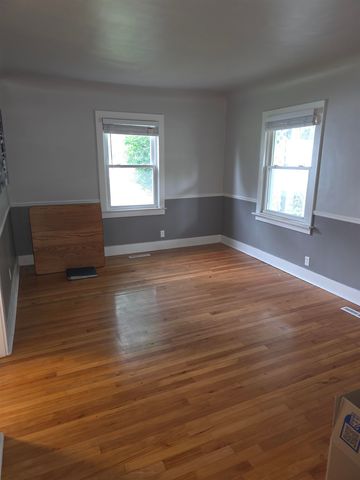 118 Davis Street, Saint Louis, MI 48880