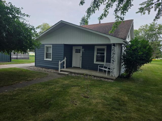 118 Davis Street, Saint Louis, MI 48880