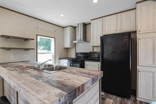 76 1ST AVENUE, Shelby, AL 35143