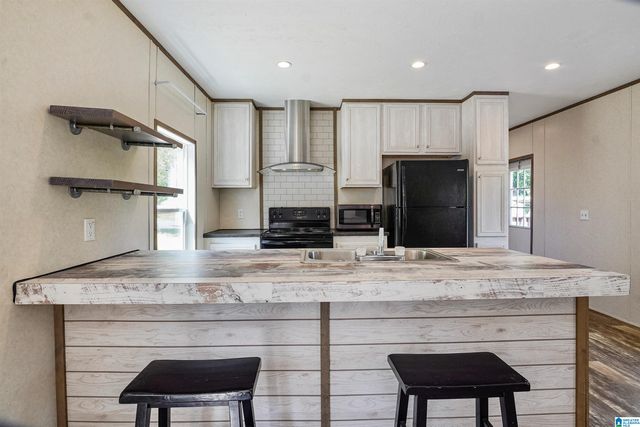 76 1ST AVENUE, Shelby, AL 35143