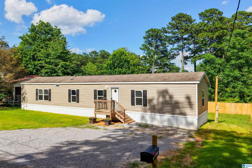 76 1ST AVENUE, Shelby, AL 35143