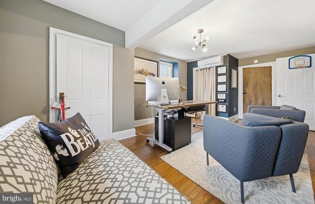 676 W GERMANTOWN PIKE, Plymouth Meeting, PA 19462