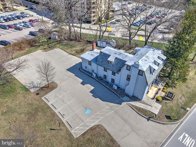 676 W GERMANTOWN PIKE, Plymouth Meeting, PA 19462