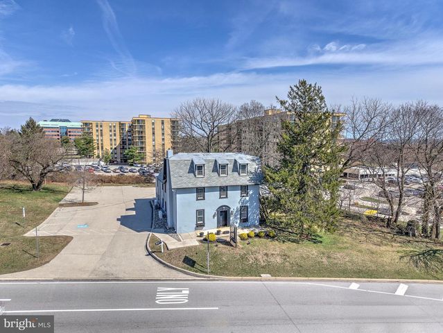 676 W GERMANTOWN PIKE, Plymouth Meeting, PA 19462