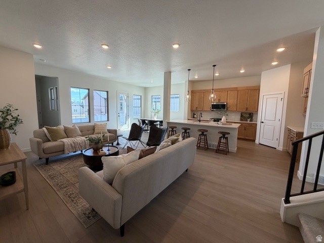 7184 S SAGE RUN RD, West Jordan, UT 84081