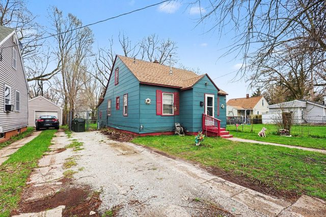 1974 Kinsey Street, Muskegon City, MI 49441