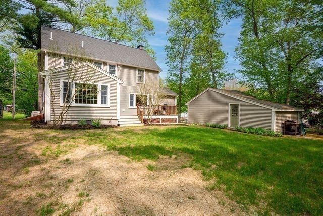 132 Central St, North Reading, MA 01864
