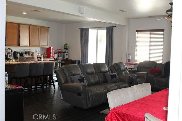 1382 Sunset, Perris, CA 92571