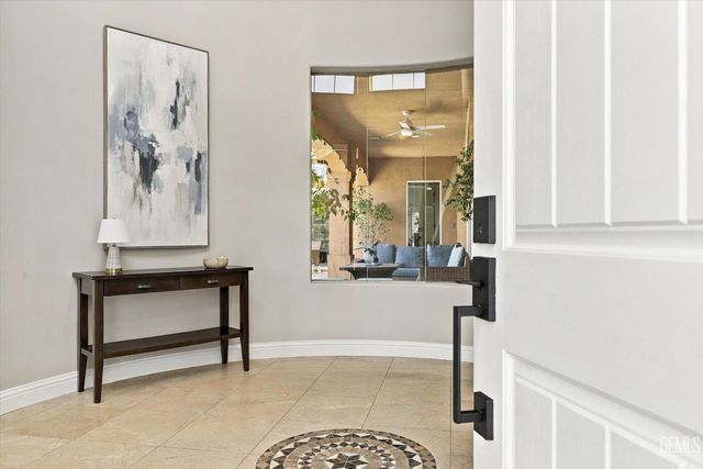 1302 Renoir Avenue, Bakersfield, CA 93314