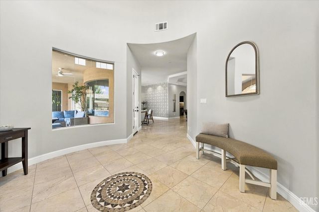 1302 Renoir Avenue, Bakersfield, CA 93314