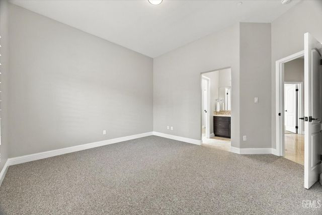 1302 Renoir Avenue, Bakersfield, CA 93314