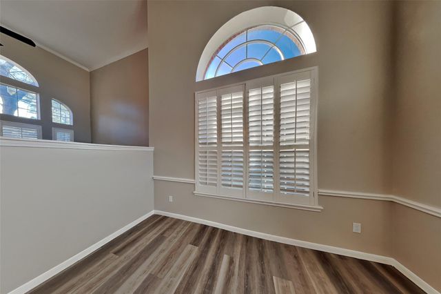 9658 Therrell Drive, Houston, TX 77064