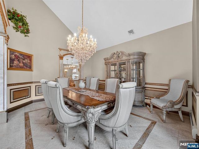 32 Chadwick Road, Hillsdale, NJ 07642