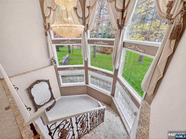 32 Chadwick Road, Hillsdale, NJ 07642