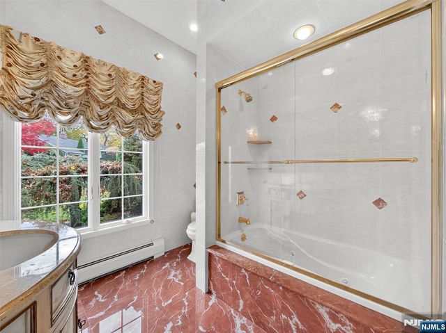 32 Chadwick Road, Hillsdale, NJ 07642