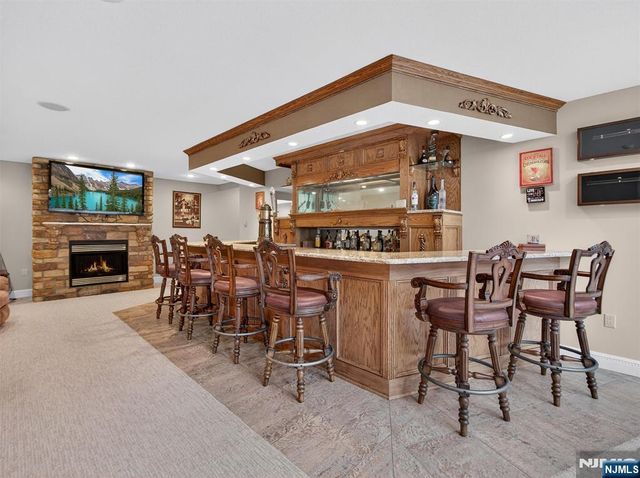 32 Chadwick Road, Hillsdale, NJ 07642