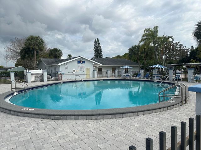 3935 105TH AVENUE N, Clearwater, FL 33762