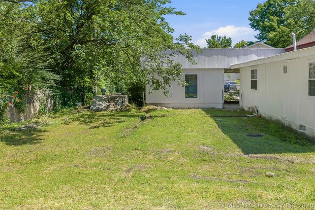 302 S 10 Avenue, Madill, OK 73446