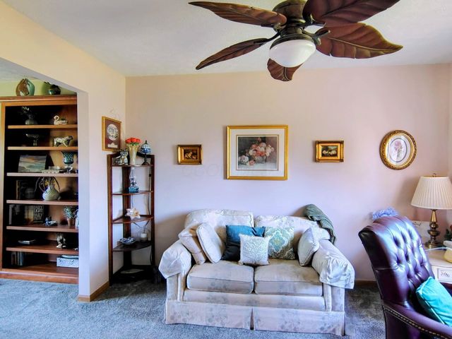 908 Larkfield Drive, Columbus, OH 43085
