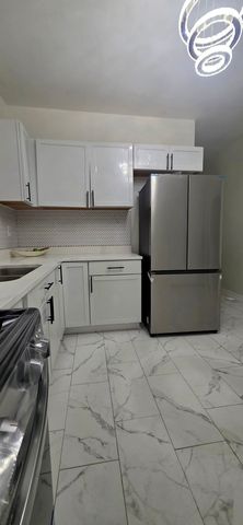 1514 W 73rd Street, Chicago, IL 60636