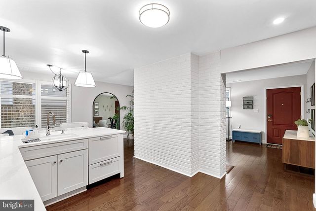 7226 TOD ST, Falls Church, VA 22046