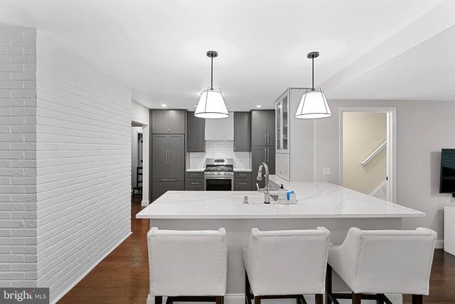 7226 TOD ST, Falls Church, VA 22046