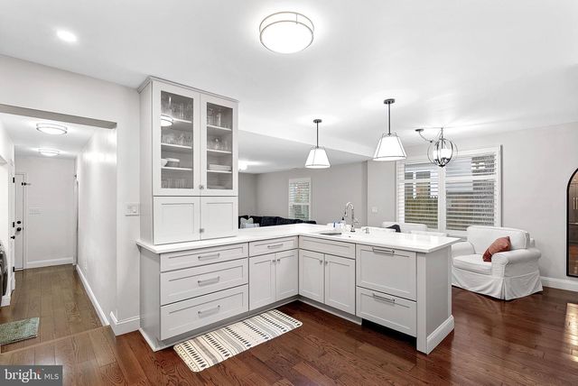 7226 TOD ST, Falls Church, VA 22046