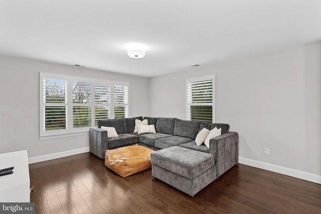 7226 TOD ST, Falls Church, VA 22046