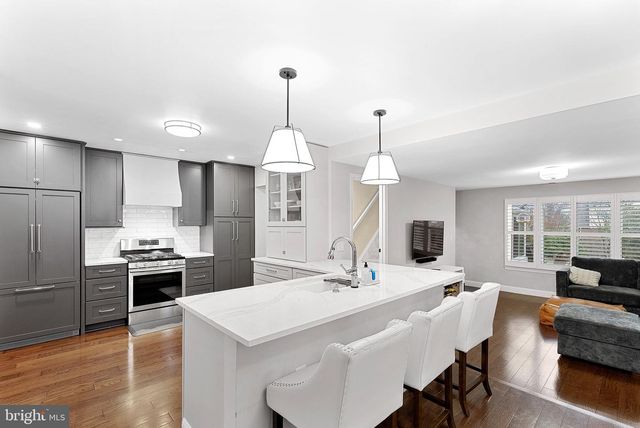 7226 TOD ST, Falls Church, VA 22046