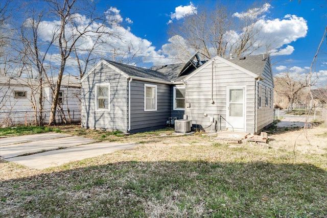1652 S Ellis St, Wichita, KS 67211