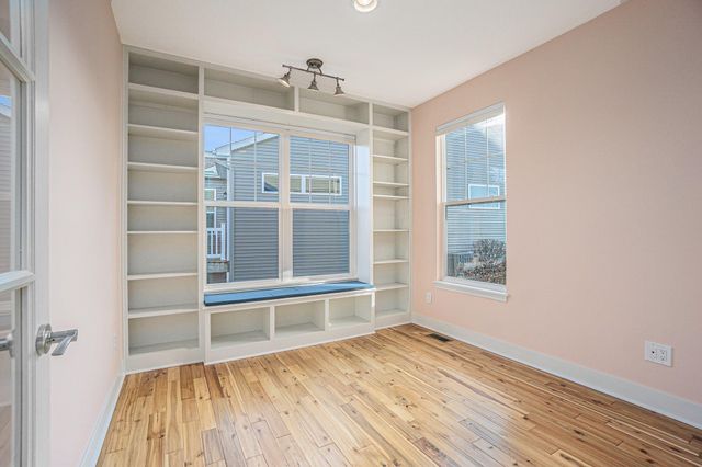 3630 Whicker Pointe, Kalamazoo City, MI 49006