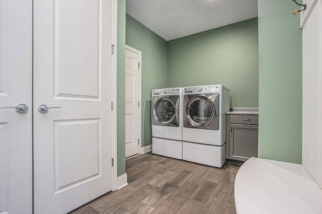 3630 Whicker Pointe, Kalamazoo City, MI 49006