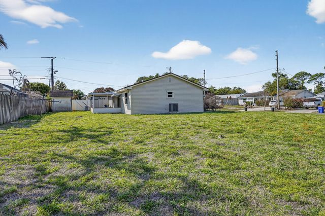 10841 SE Fir Drive, Hobe Sound, FL 33455