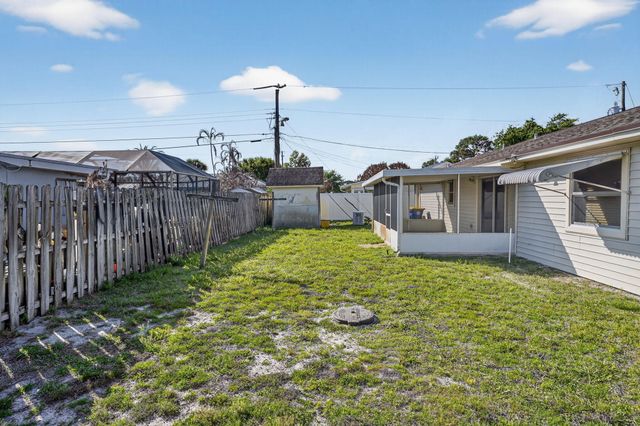 10841 SE Fir Drive, Hobe Sound, FL 33455