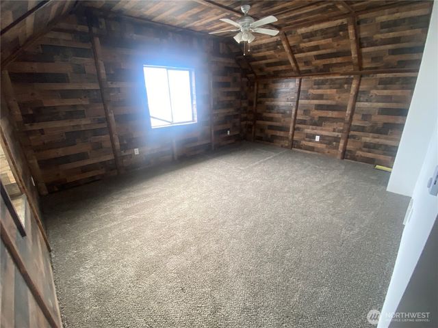 200 Watson Street NW, Creston, WA 99117