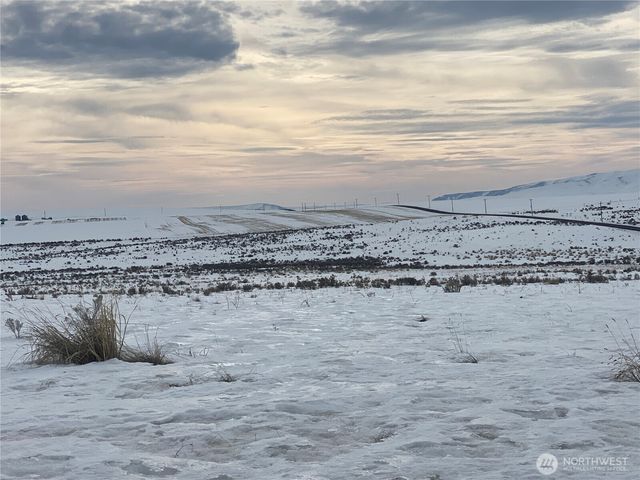 200 Watson Street NW, Creston, WA 99117