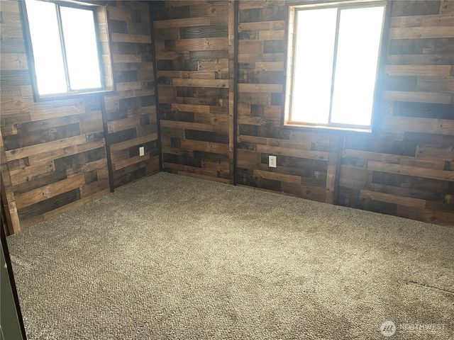 200 Watson Street NW, Creston, WA 99117