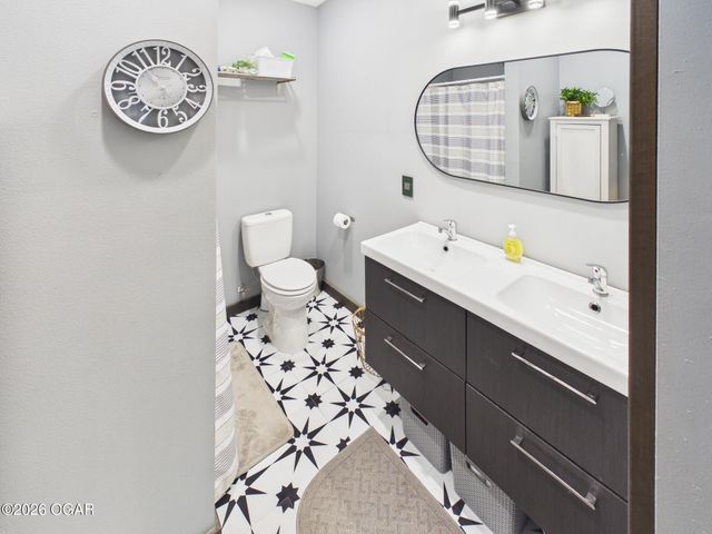 2215 S Joplin, Joplin, MO 64804