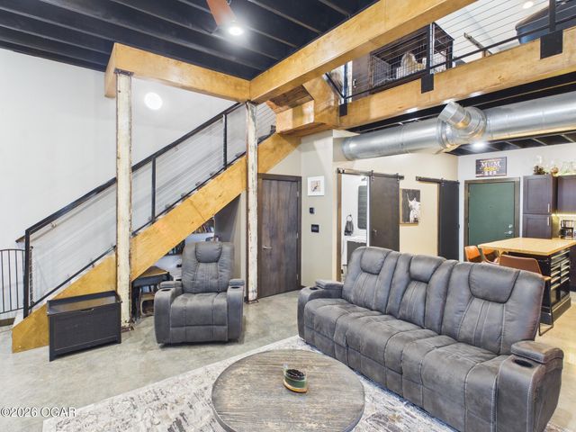 2215 S Joplin, Joplin, MO 64804