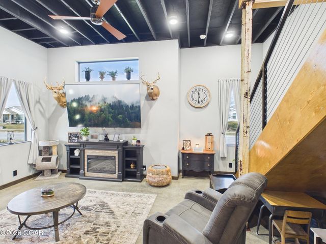 2215 S Joplin, Joplin, MO 64804