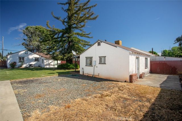 1043 Thermalito, Oroville, CA 95965