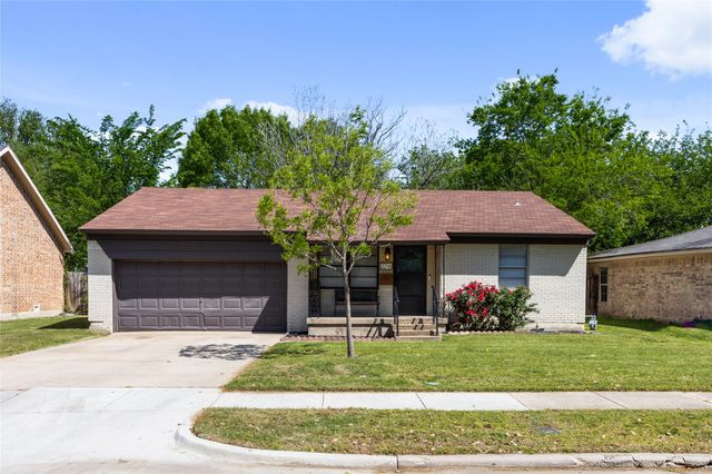 2216 Piedmont Street, Irving, TX 75061