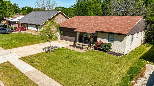 2216 Piedmont Street, Irving, TX 75061