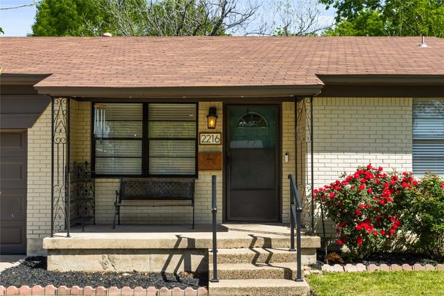 2216 Piedmont Street, Irving, TX 75061
