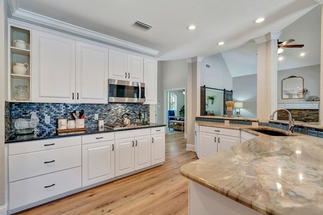 213 Ledgenest Drive, Mckinney, TX 75072