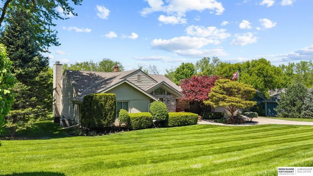 2506 S 105th Avenue, Omaha, NE 68124