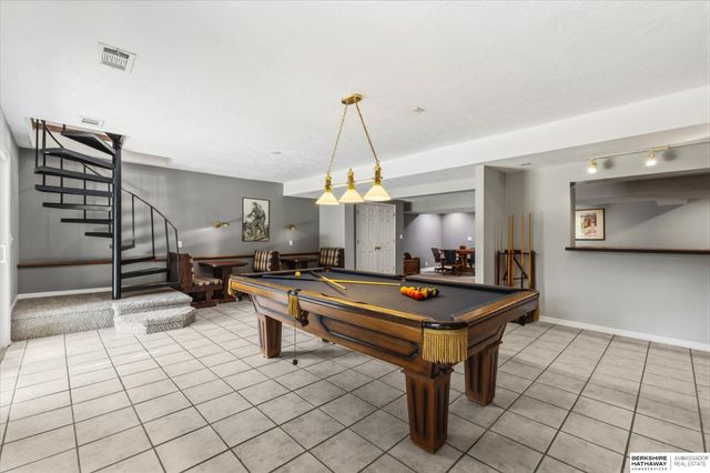 2506 S 105th Avenue, Omaha, NE 68124